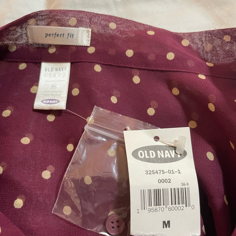 Old Navy Perfect Fit Silk polka dot button down blouse maroon tan sheer MEDIUM - Picture 10 of 16